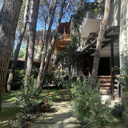 Seaside Garden Oasis غوليم
